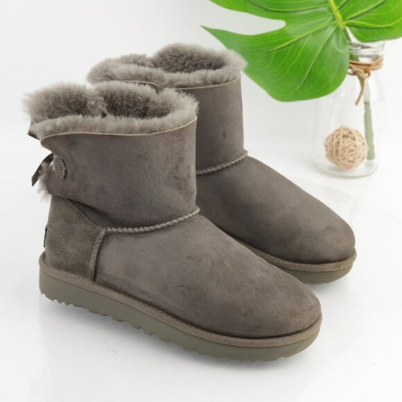 UGG Womens Mini Bailey Bow Boots Size 6 Gray Suede Sherpa Shearling Short Bootie - Picture 16 of 16